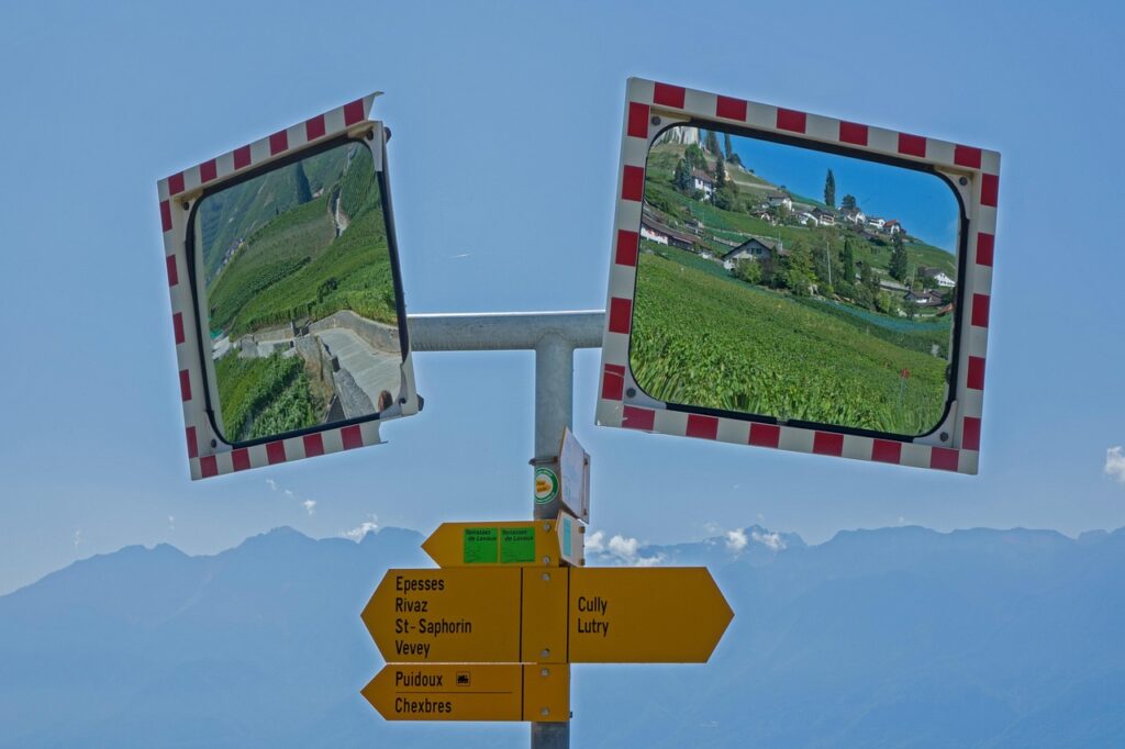 Ecco i borghi con le piazze più animate e locali consigliati