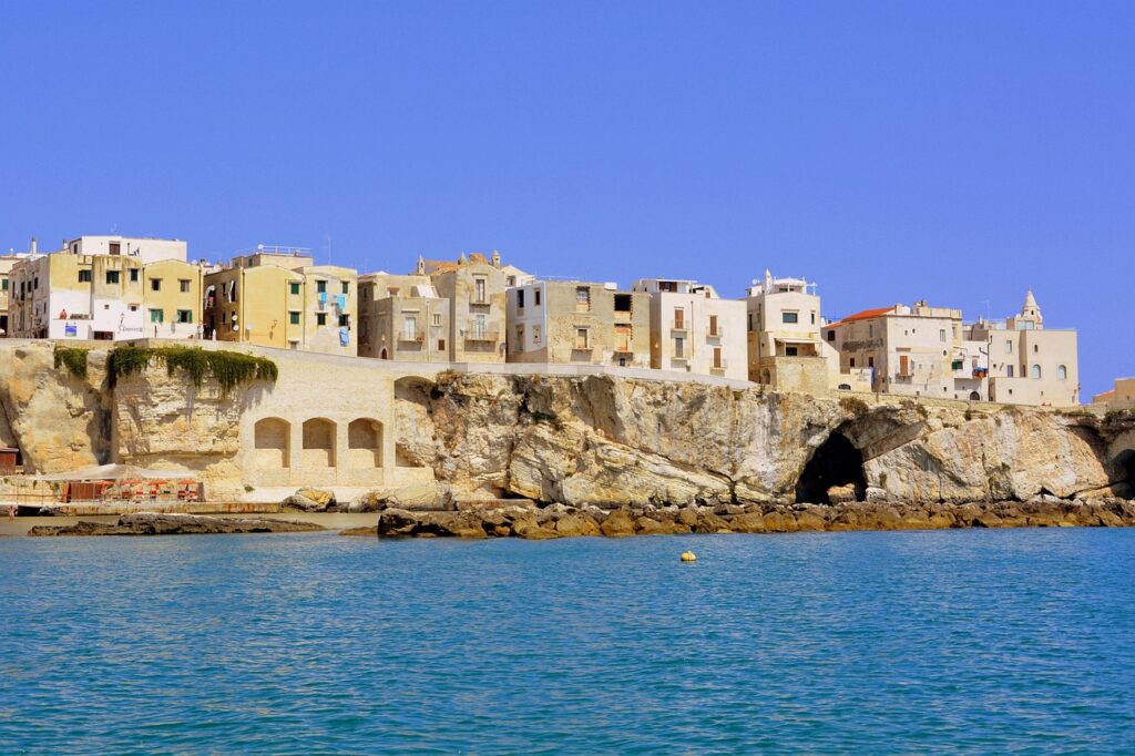 Ecco i borghi dove il mare incontra la storia nel Salento più profondo