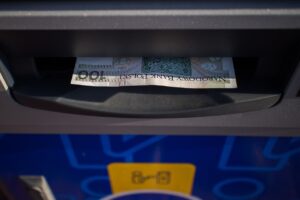 Prelievi in contanti: dal 1° dicembre cambia tutto, scatta un nuovo controllo automatico